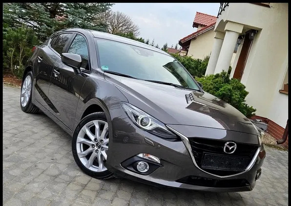 warmińsko-mazurskie Mazda 3 cena 48900 przebieg: 152000, rok produkcji 2014 z Elbląg